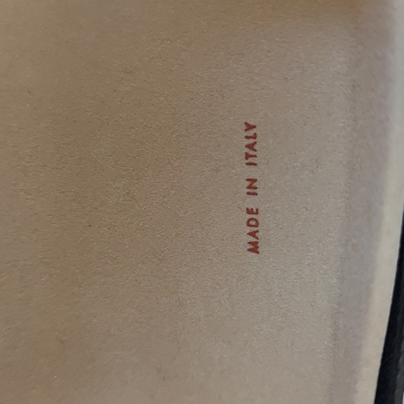 Chanel Sunglass Case  Black Good Condition - Picture 4 of 9